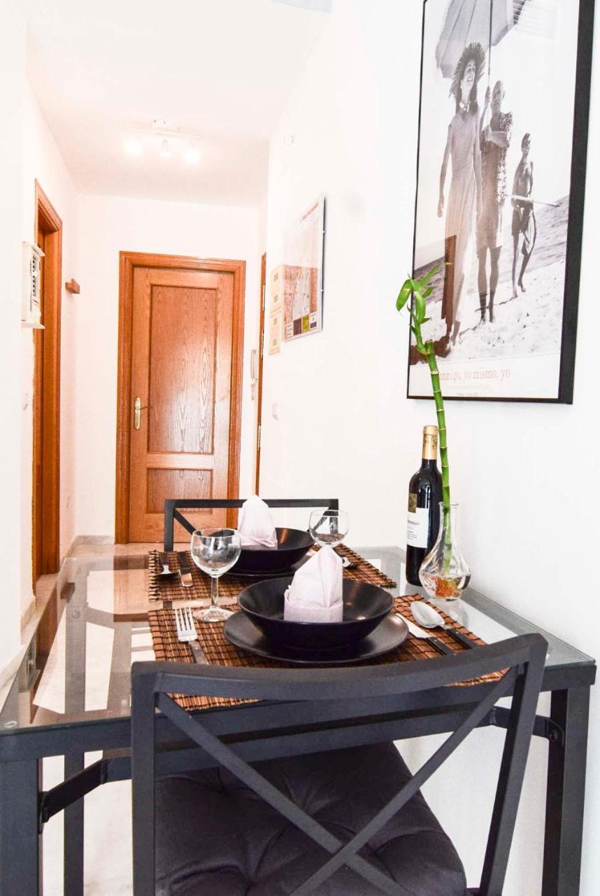 P&P Apartaments Carrera De Capuchinos Málaga Exterior foto